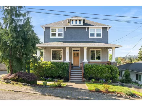 2016 SW Canby St, Portland, OR 97219