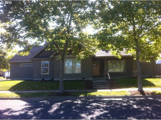 1984 Crimson Ave, Eugene, OR 97408 photo 1
