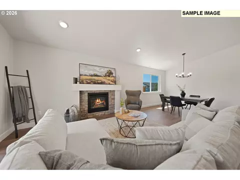 Other - 867 E Kinsley Ave, Hermiston, OR 97838 photo 2 of 8