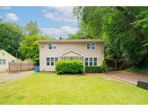 3211 E 17th St, Vancouver, WA 98661