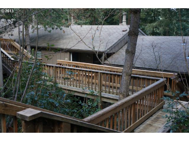 105 Treehill Loop, Eugene, OR 97405 photo 1