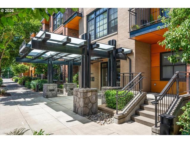 2335 NW Raleigh St #129, Portland, OR 97210