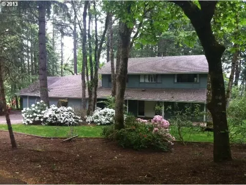 426 Brookside Dr, Eugene, OR 97405 photo 1