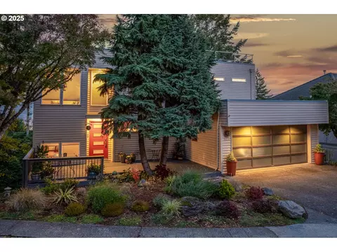 5606 SW Edgemont Pl, Portland, OR 97239