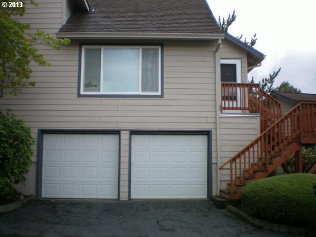 371 NE Village Squire Ave #24, Gresham, OR 97030 photo 1