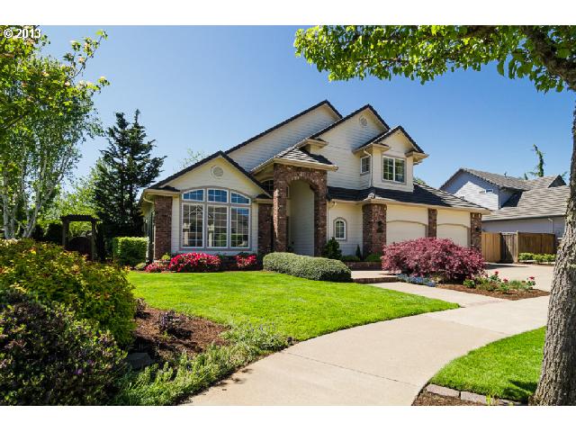 845 Mckenzie Crest Dr, Springfield, OR 97477 photo 1