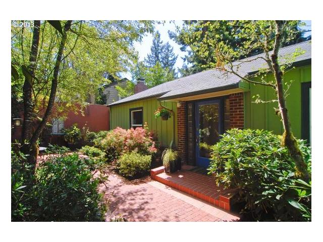 1602 Westover Dr, Eugene, OR 97403 photo 1