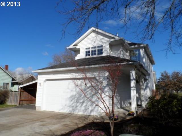705 Crestview Dr, Newberg, OR 97132 photo 1