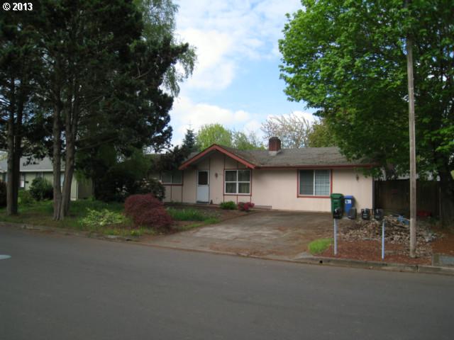 2576 Canterbury St, Eugene, OR 97404 photo 1