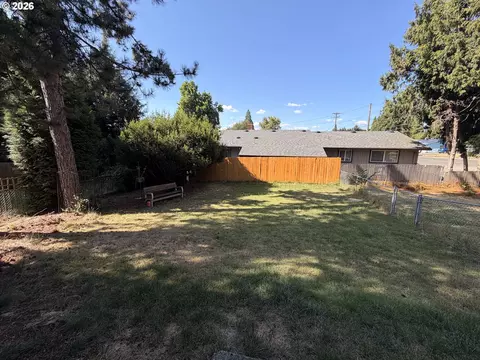 Exterior - 21123 SE Morrison St, Gresham, OR 97030 photo 11 of 13