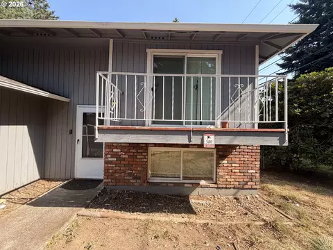 Exterior - 21123 SE Morrison St, Gresham, OR 97030 photo 5 of 13