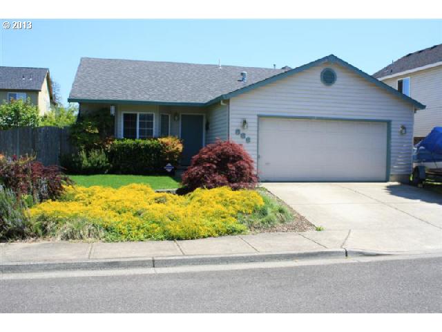 866 N 25th Ave, Cornelius, OR 97113 photo 1