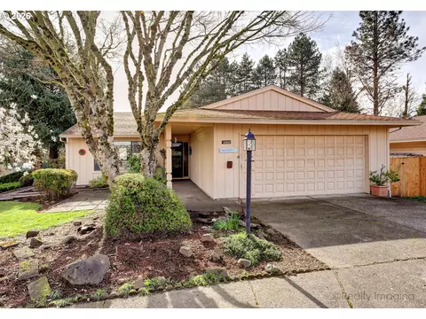 15910 SW Oak Meadow Ln, Tigard, OR 97224