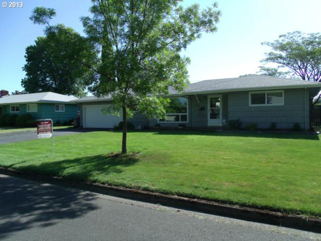 1025 Hughes St, Eugene, OR 97402 photo 1