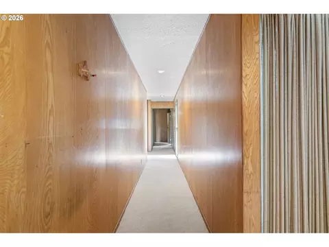2255 Alder St, Eugene, OR 97405 photo 20