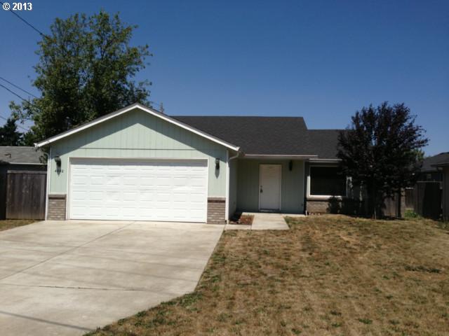 4252 Daisy St, Springfield, OR 97478 photo 1