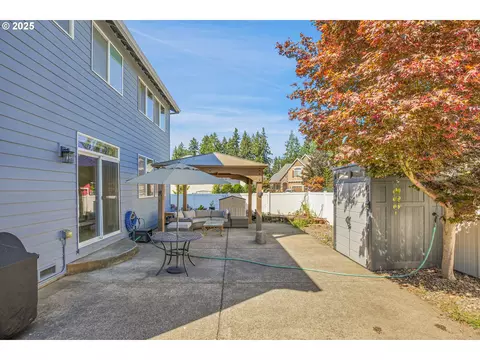 Exterior - 812 N 27th Ave, Cornelius, OR 97113 photo 3 of 3