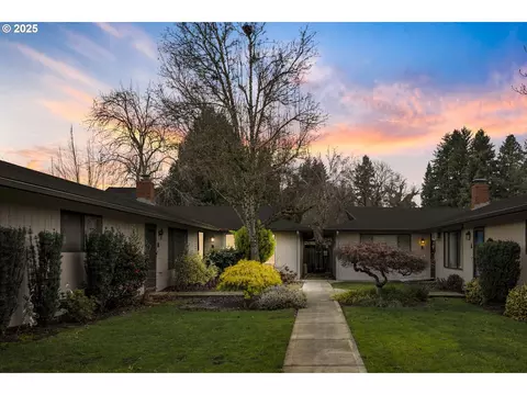 3832 NE 45th St #B, Vancouver, WA 98661