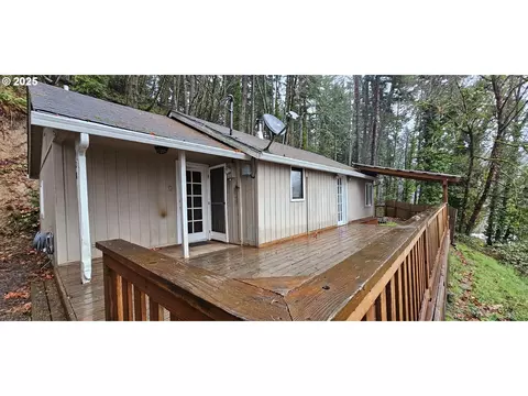 Other - 420 W D Ave, Drain, OR 97435 photo 2 of 4