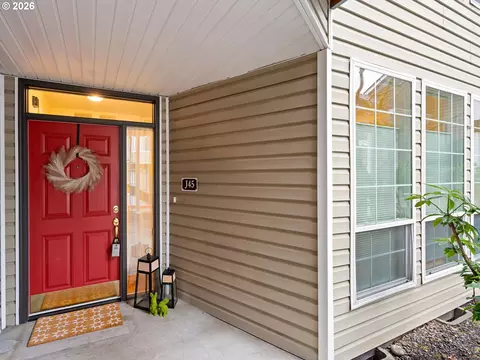 13210 SE 7th St #J45, Vancouver, WA 98683