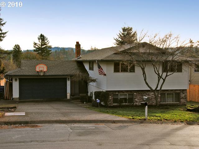 7470 SE Ridge Dr, Gladstone, OR 97027 photo 1