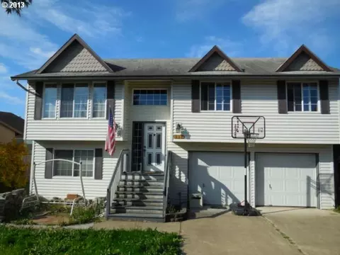 530 SE Vista Ter, Gresham, OR 97080 photo 1