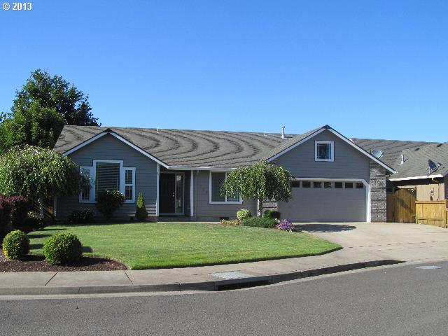 1297 Winery Ln, Eugene, OR 97404 photo 1