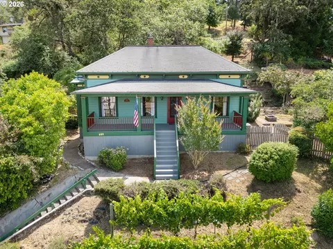 609 SE Chadwick St, Roseburg, OR 97470