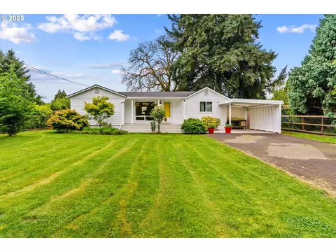 240 Azalea Dr, Eugene, OR 97404