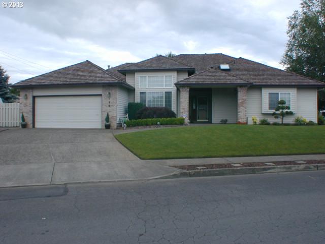633 NE 30th Dr, Gresham, OR 97030 photo 1