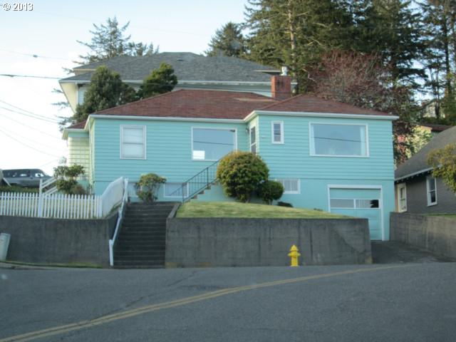 645 Florence Ave, Astoria, OR 97103 photo 1