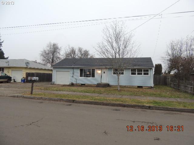 3912 E St, Springfield, OR 97478 photo 1