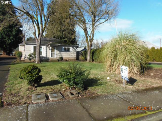 770 N Bertelsen Rd, Eugene, OR 97402 photo 1