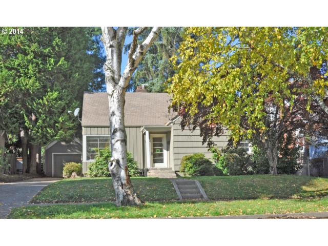 1972 Emerald St, Eugene, OR 97403 photo 1