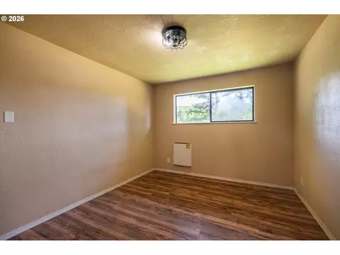 Bedroom - 93845 Upper Loop Rd, Coos Bay, OR 97420 photo 9 of 9