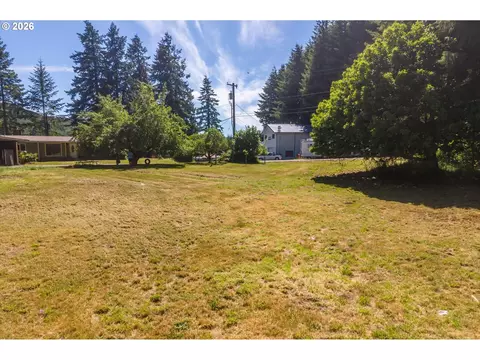 Exterior - 93845 Upper Loop Rd, Coos Bay, OR 97420 photo 3 of 8