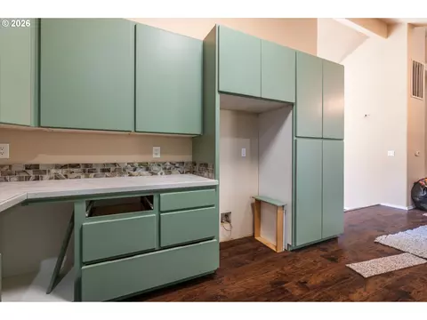 Kitchen - 93845 Upper Loop Rd, Coos Bay, OR 97420 photo 1 of 4