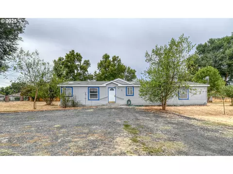 415 NE 40th St, Pendleton, OR 97801