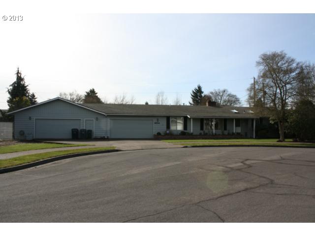 2624 Chuckanut St, Eugene, OR 97408 photo 1