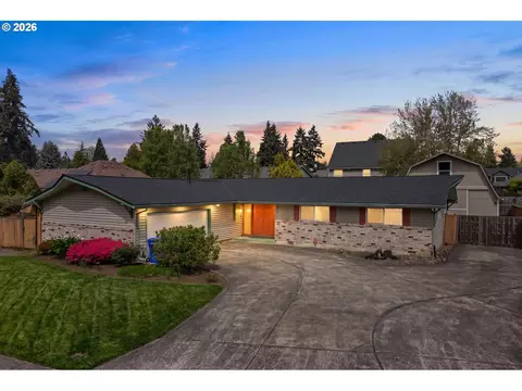 6335 SE Molt St, Milwaukie, OR 97267