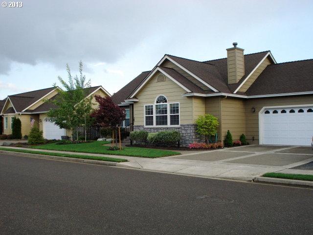 187 Danielle Dr, Winston, OR 97496 photo 1