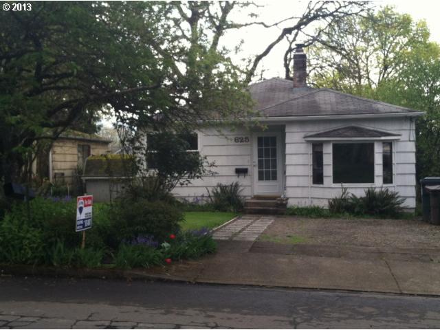 625 E Hereford St, Gladstone, OR 97027 photo 1
