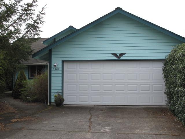 3409 E Myrtle Loop, Florence, OR 97439 photo 1