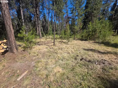 17040 Island Loop Way, Bend, OR 97707 photo 3
