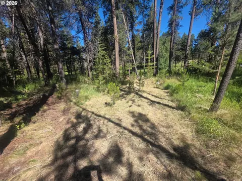 17040 Island Loop Way, Bend, OR 97707 photo 6