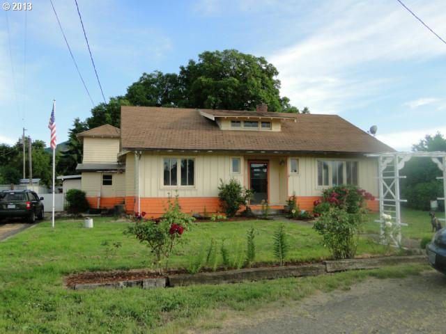 298 E Main St, Lowell, OR 97452 photo 1
