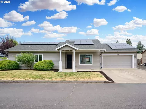 429 S Main St, Mount Angel, OR 97362