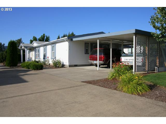 2444 Maia Loop, Springfield, OR 97477 photo 1