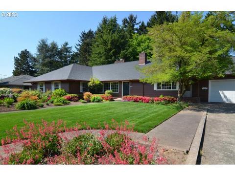 2835 Tomahawk Ln, Eugene, OR 97401 photo 1