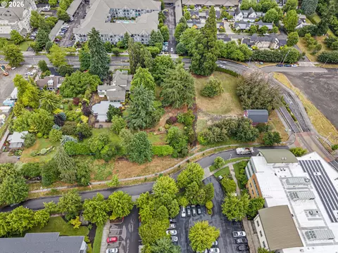 292 S Garden Way, Eugene, OR 97401 photo 10